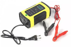 Зарядное устройство для тяговых аккумуляторов 12V2-100AН Зарядное устройство для тяговых аккумуляторов 12V2-100AН