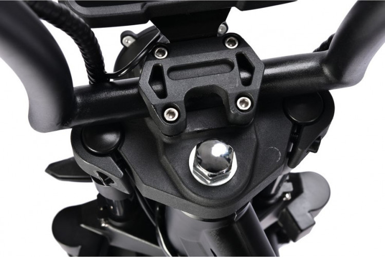 Электроскутер WHITE SIBERIA PRO BLACK EDITION 5000W в Оренбурге