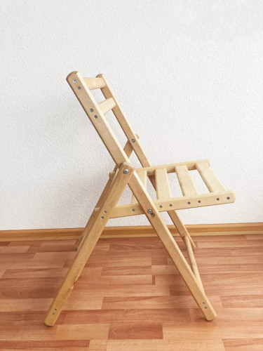 Стул складной деревянный в Оренбурге