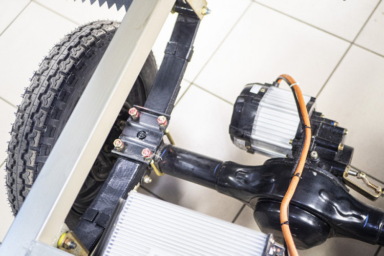 Грузовой электротрицикл Rutrike КАРГО Кабина 1500 в Оренбурге