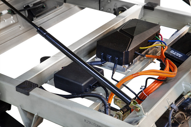 Грузовой электротрицикл Rutrike Эксперт ПРО Плюс 2200 в Оренбурге