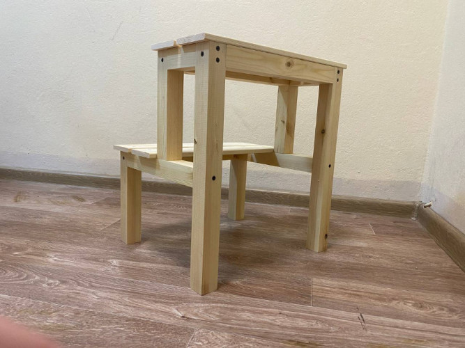 Табурет-стремянка деревянный в Оренбурге